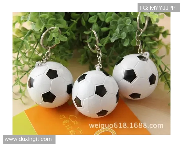 足球明星文具产品的创意设计与精彩图片展示