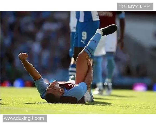 足球明星左腿骨折事件引发关注究竟是谁受伤了 足球明星左腿骨折事件引发关注究竟是谁受伤了